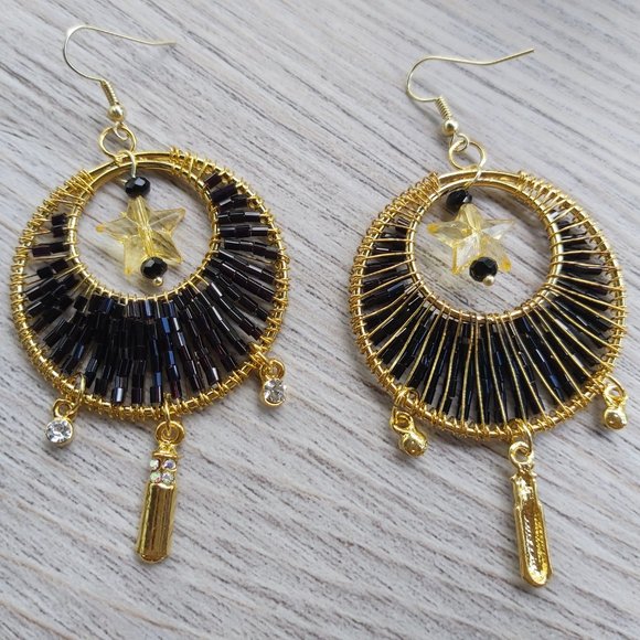 🆕️ Golden Midnight Goddess Drop Earrings - Picture 5 of 5